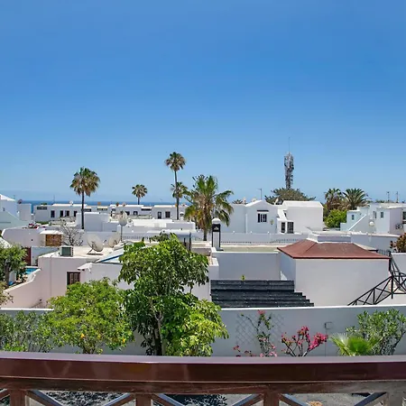 En Puerto Del Carmen, 4 アパート